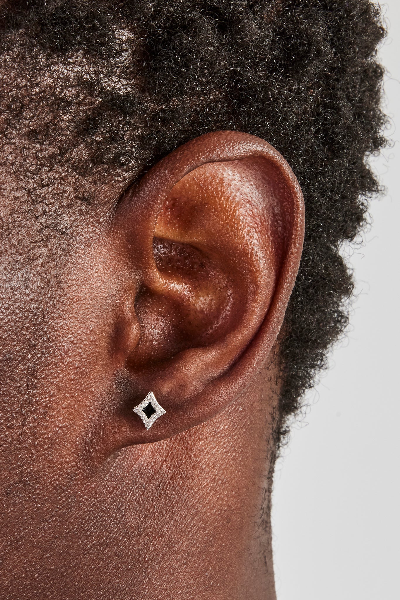 Black Enamel Star Motif Stud Earrings - 8mm