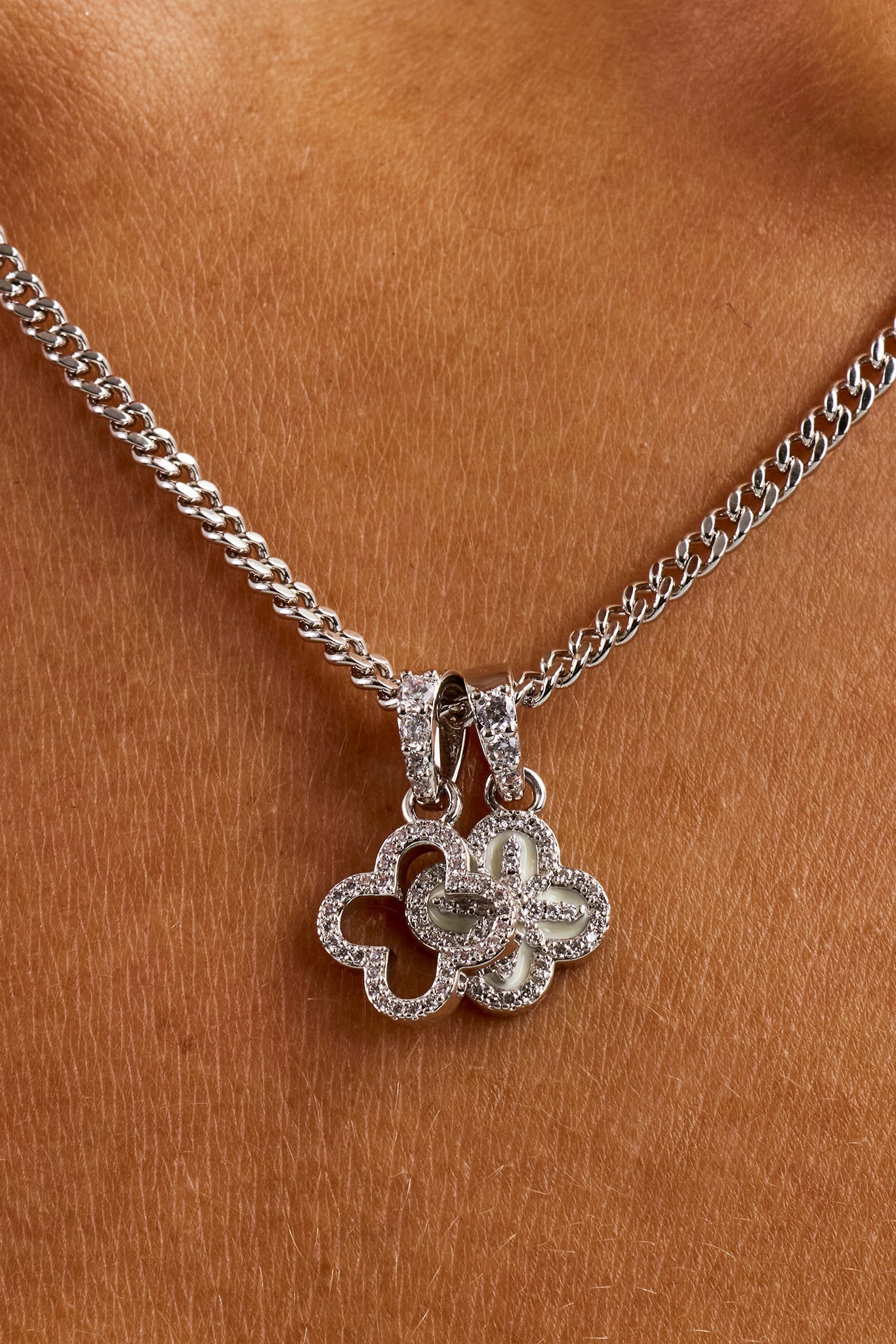 Double Star Motif Necklace - 8mm - White