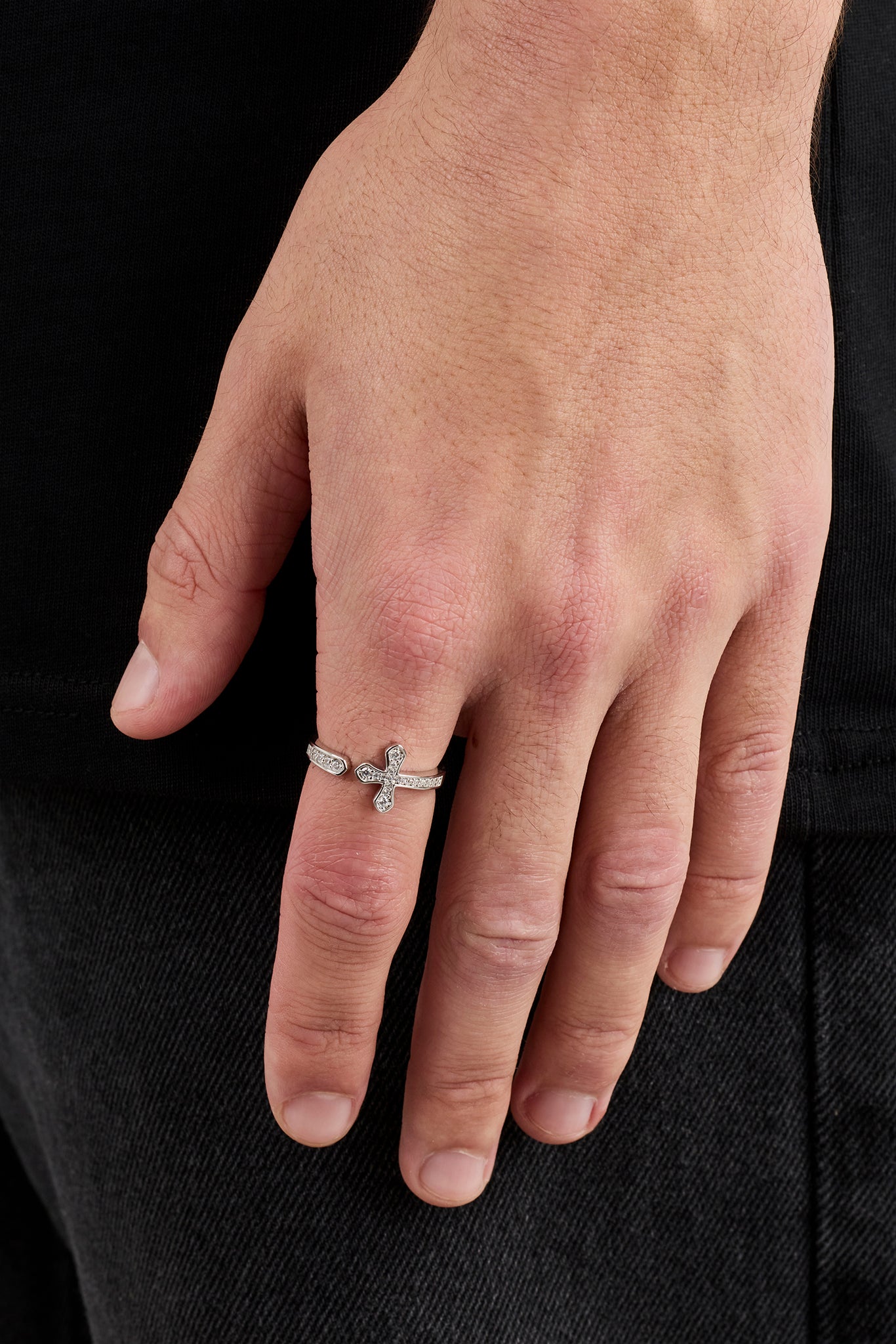 Iced Wrap Cross Ring - 2.5mm - White