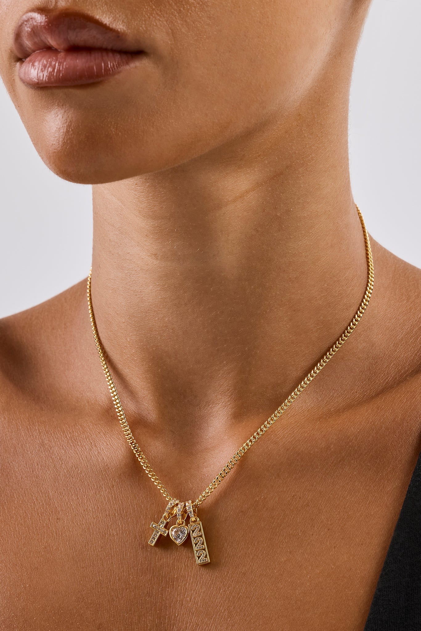 Heart Triple Motif Necklace - 12mm - Gold