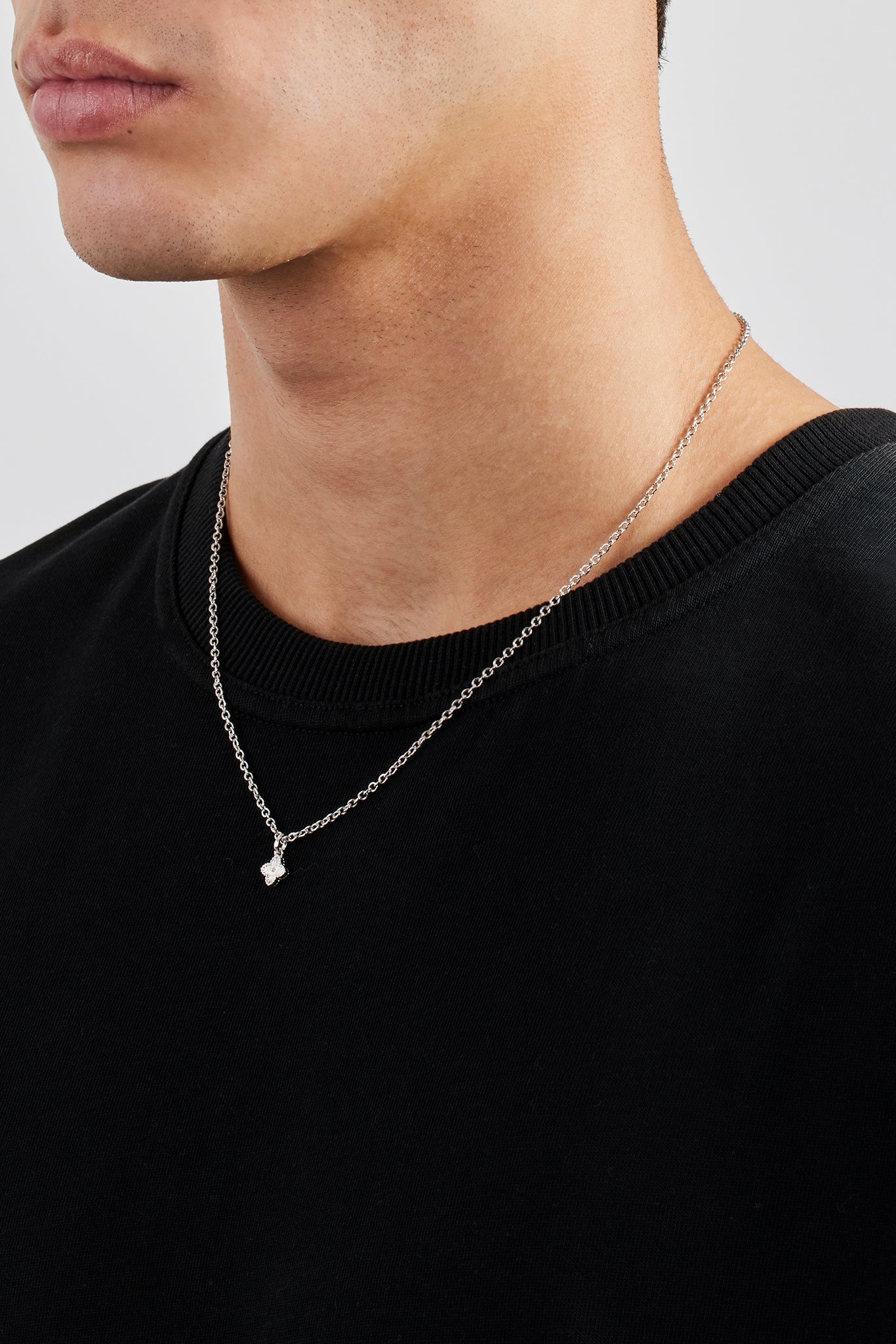 Polished Motif Pendant Necklace - 8mm